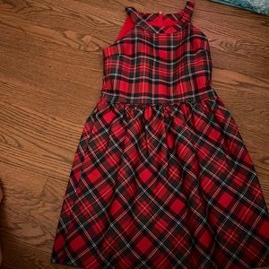 Vineyard Vines girls dress great for the holidays